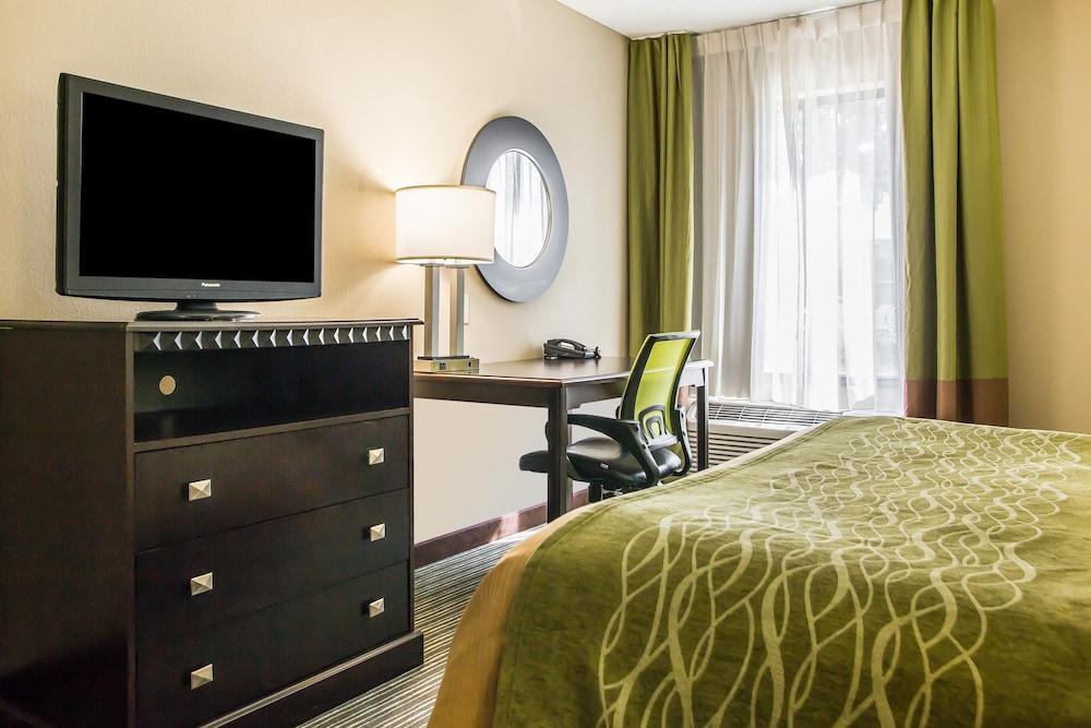 Comfort Inn & Suites Kansas City - Northeast Dış mekan fotoğraf