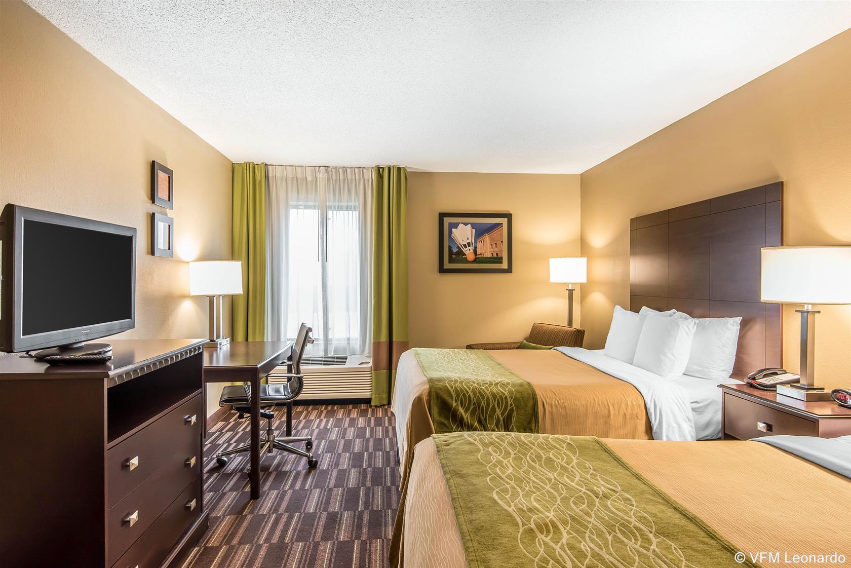 Comfort Inn & Suites Kansas City - Northeast Dış mekan fotoğraf