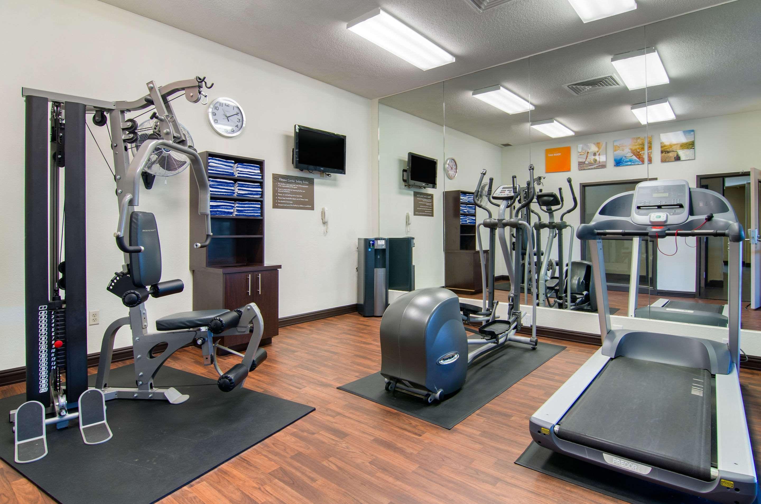 Comfort Inn & Suites Kansas City - Northeast Dış mekan fotoğraf
