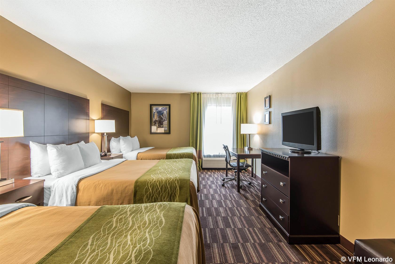 Comfort Inn & Suites Kansas City - Northeast Dış mekan fotoğraf