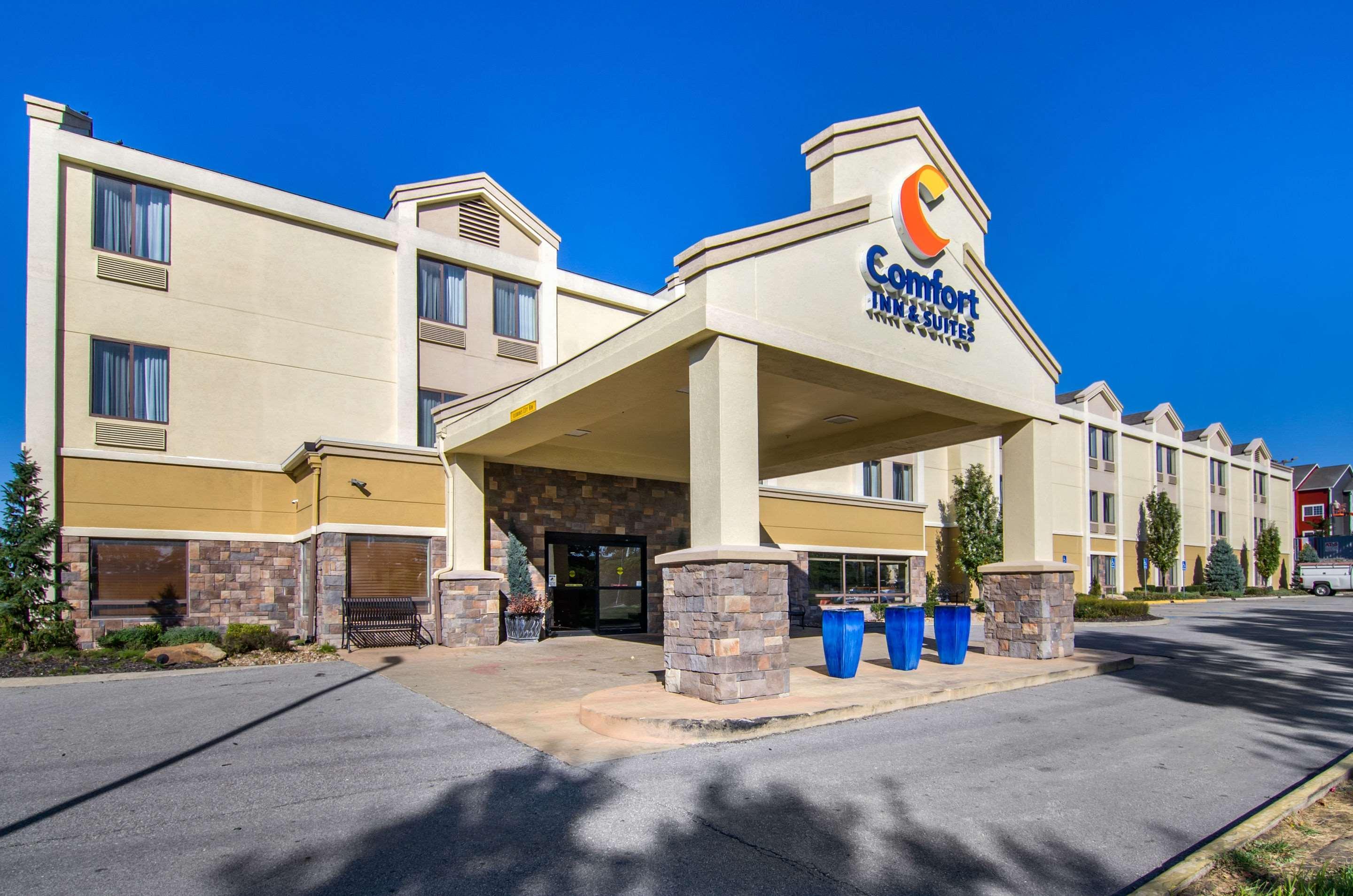 Comfort Inn & Suites Near Worlds Of Fun Kansas City Dış mekan fotoğraf